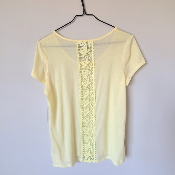 Charming Charlie Pale Yellow Lace Panel T-Shirt S - Picture 2 of 4